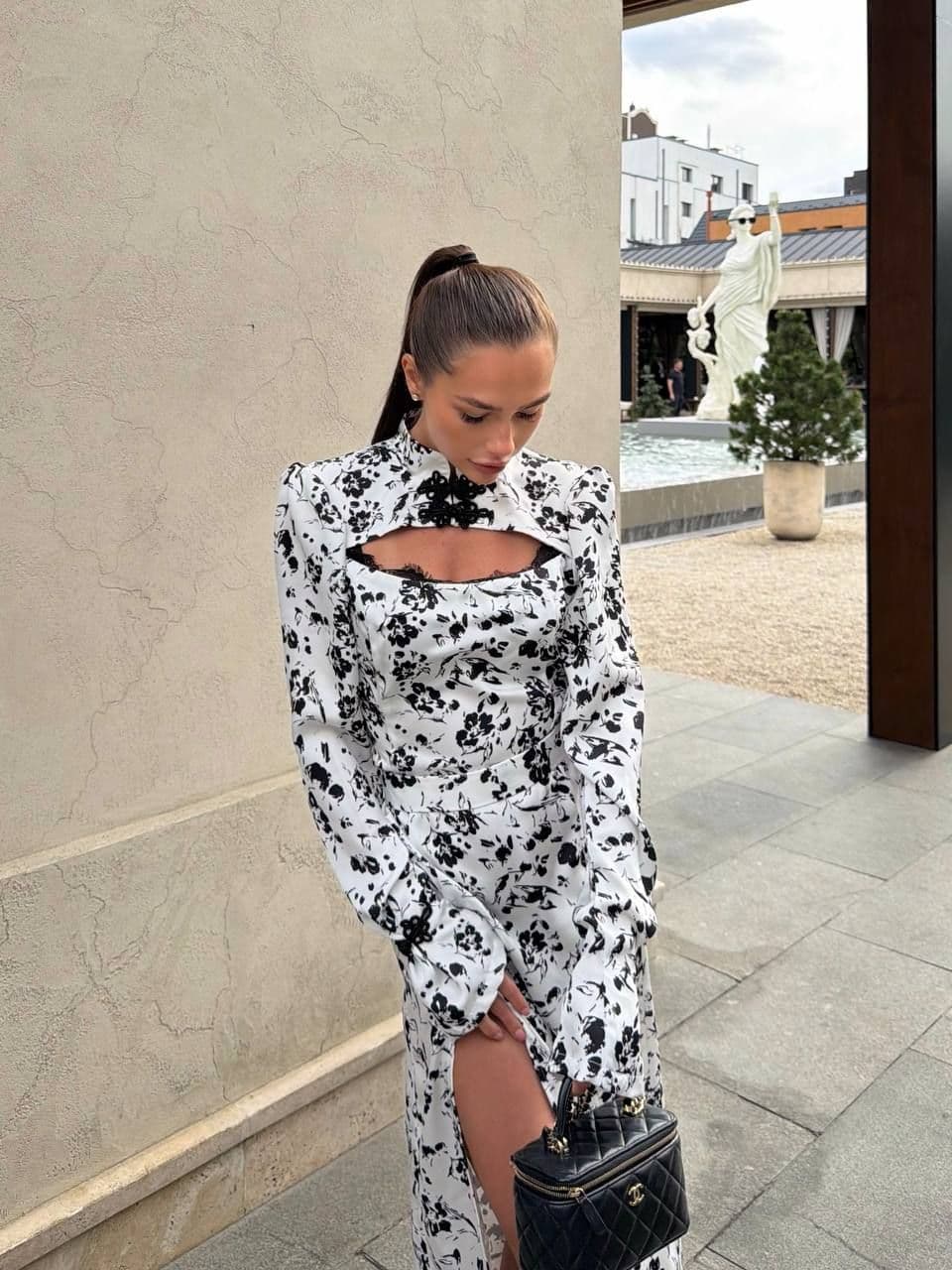 Сукня довга атласна принтована Lola 2